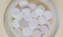 top-view-white-tablets